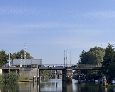 doetinchem-vanaf-het-water-europabrug